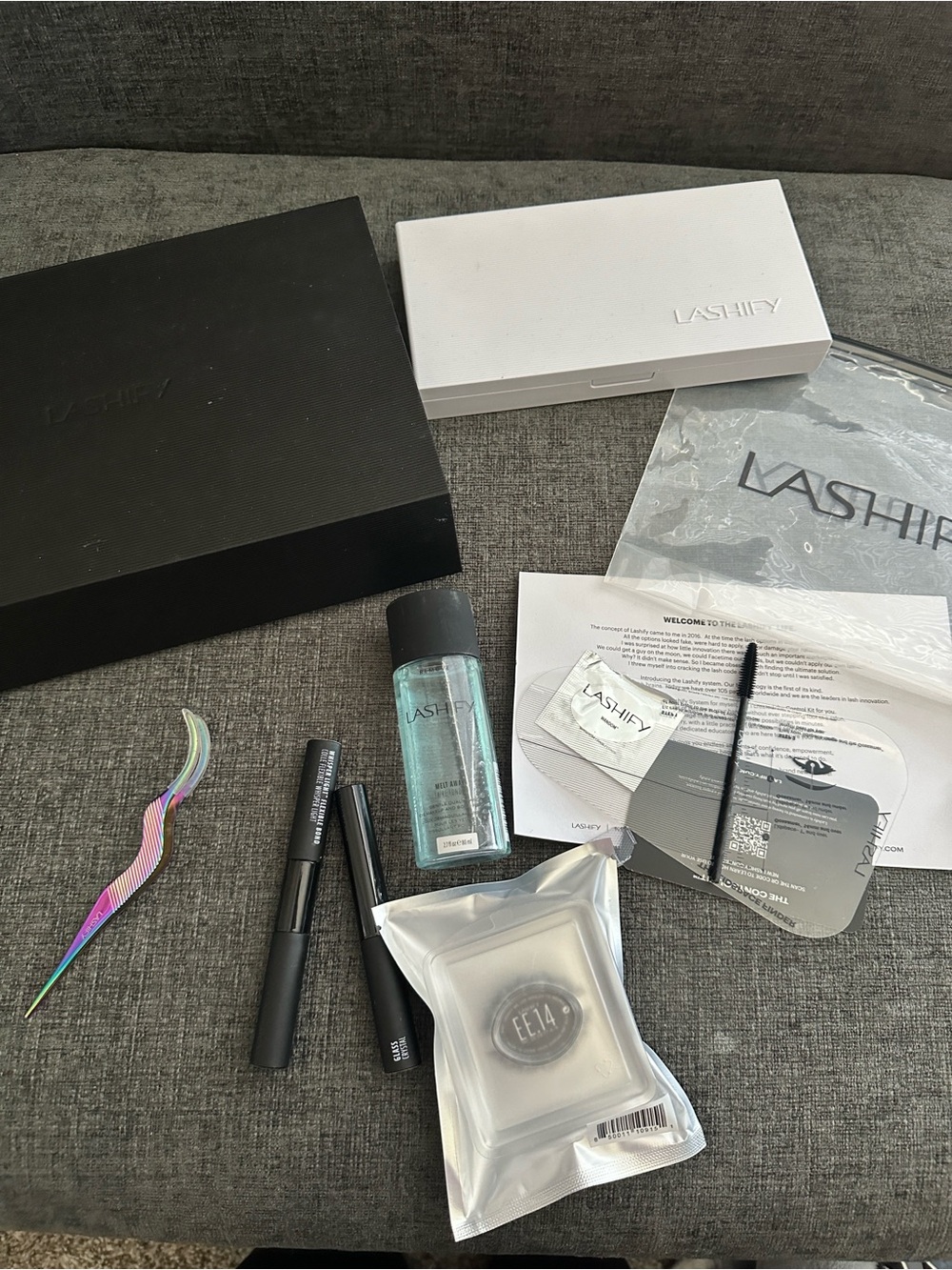 LASHIFY Control kit with wand